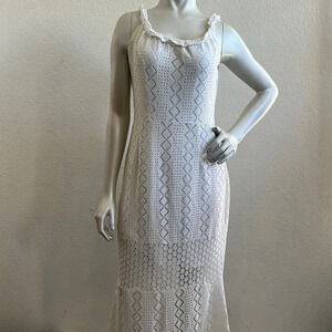 Foxiedox Lace maxi dress